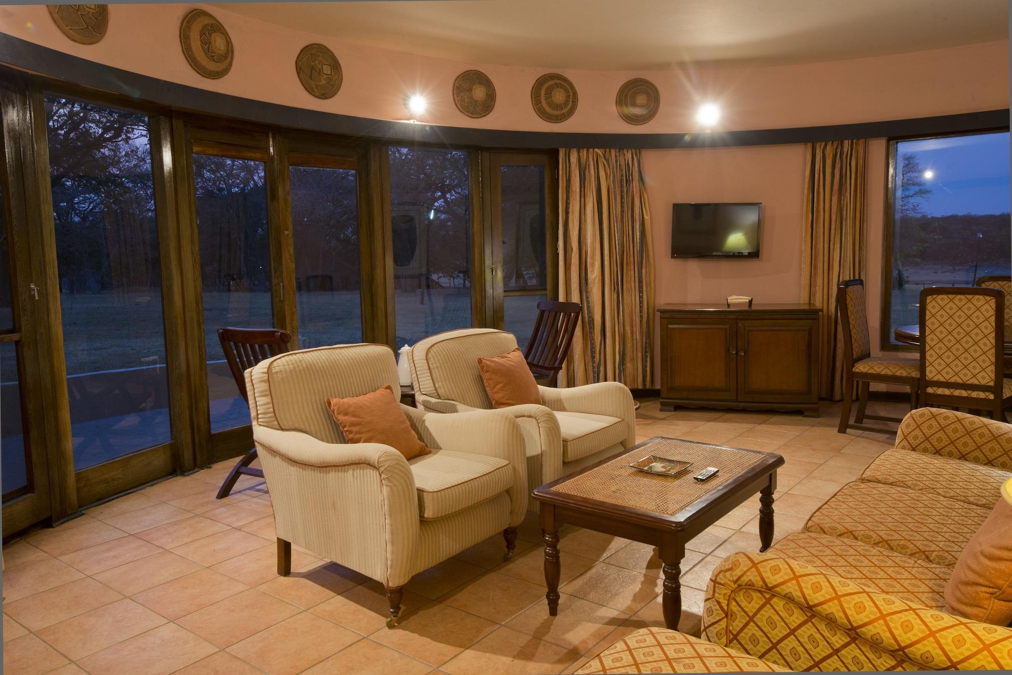 Hwange Safari Lodge Dete Exterior photo