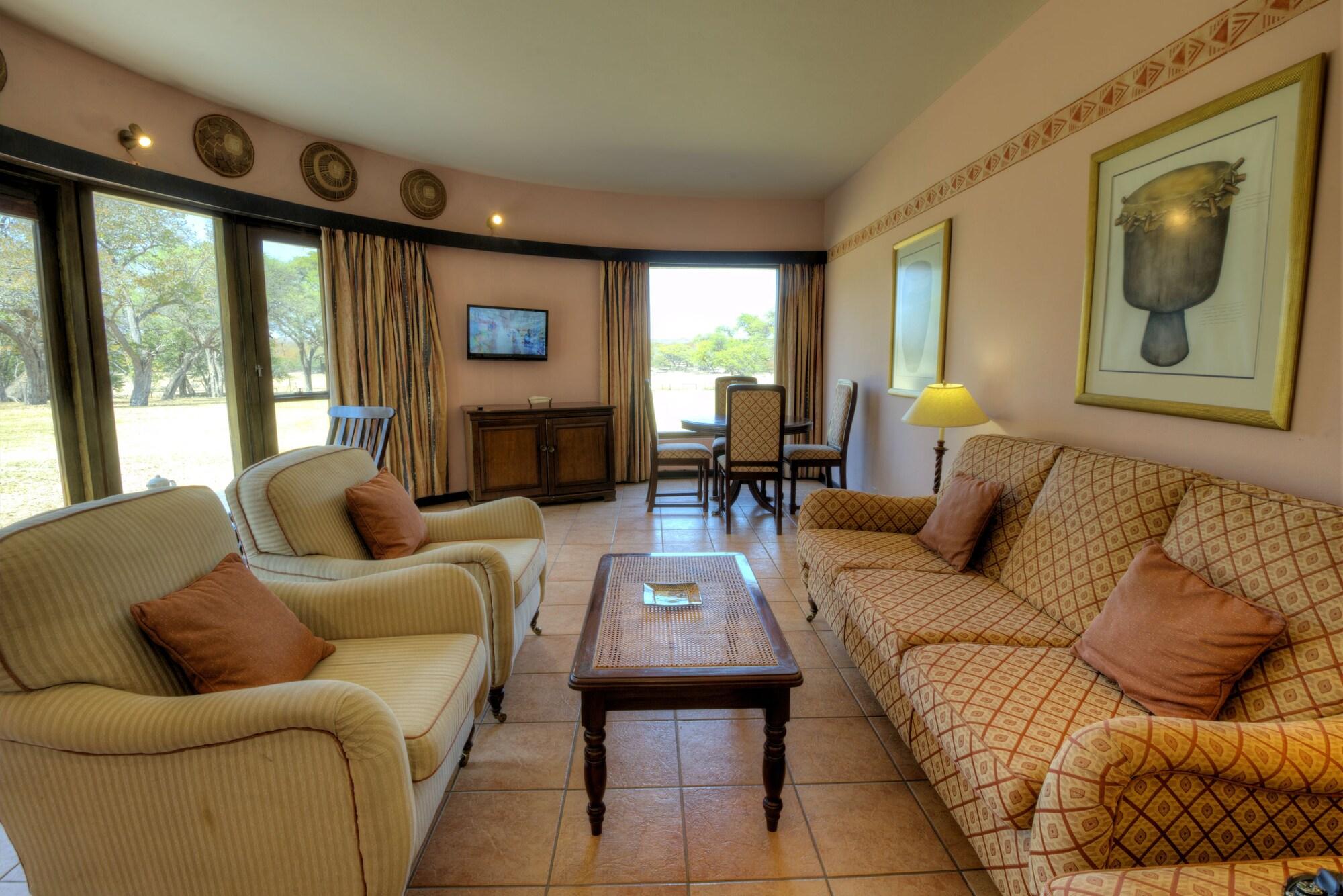 Hwange Safari Lodge Dete Exterior photo