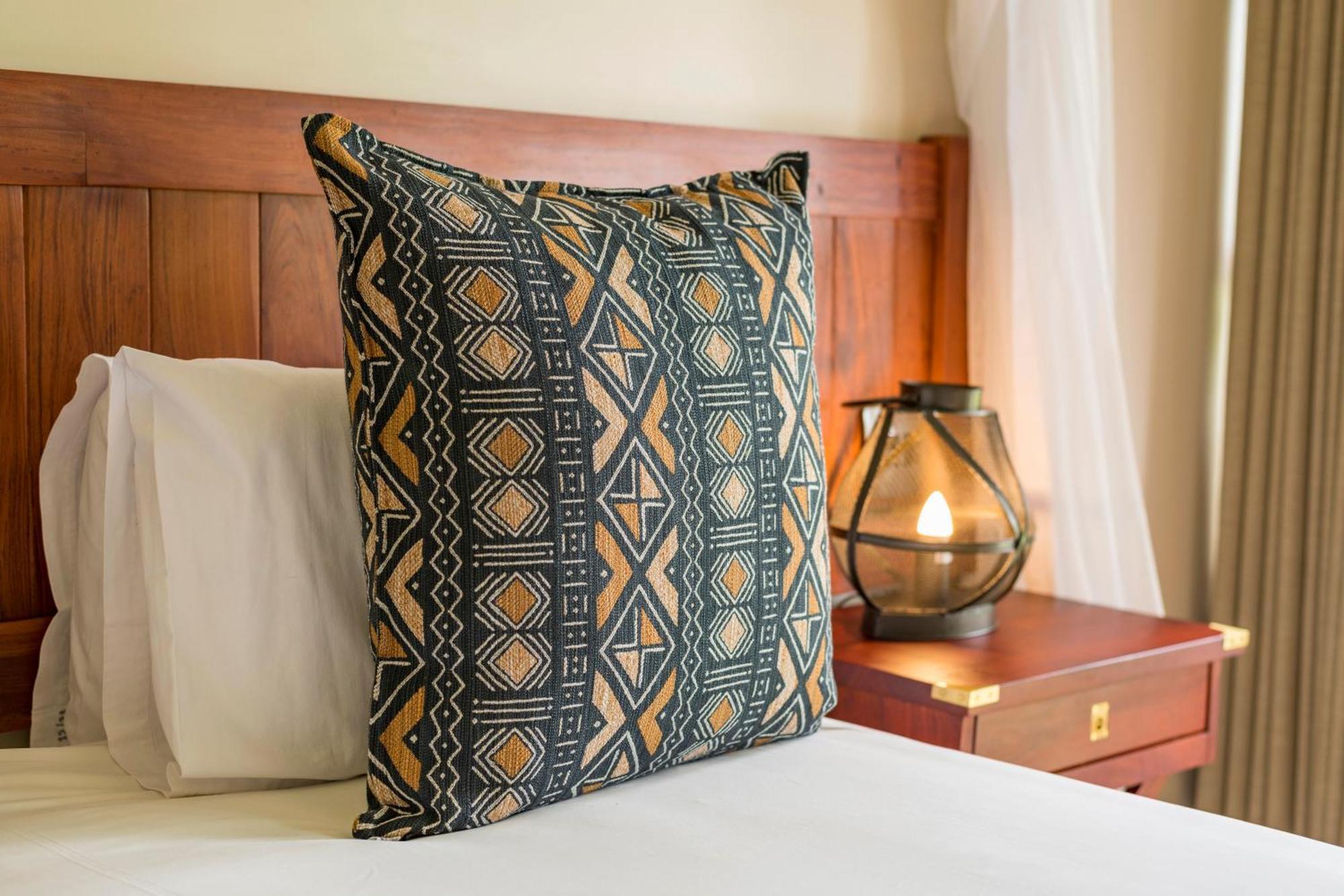Hwange Safari Lodge Dete Exterior photo