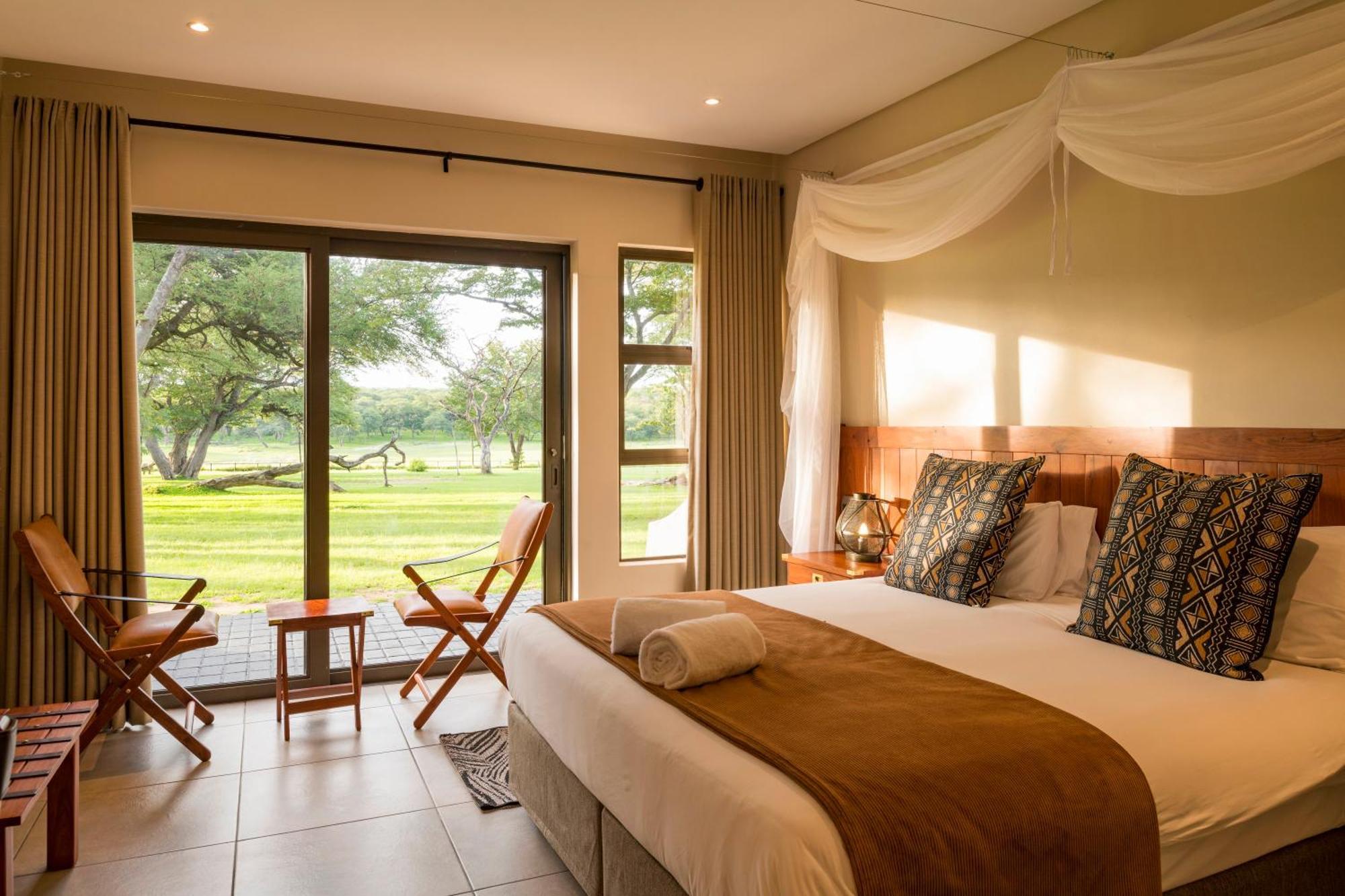 Hwange Safari Lodge Dete Exterior photo